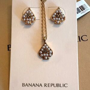 Banana Republic Spade Jewelry Set with Faux Pearls & Crystals. NWT!